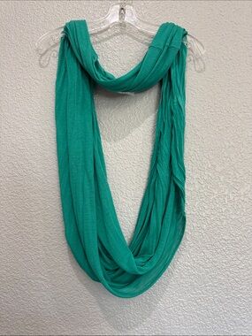 GAP Teal Green Infinity Scarf